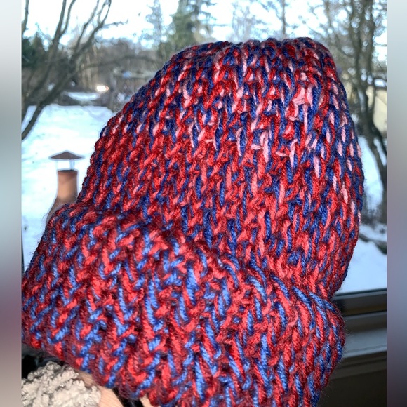 HANDCRAFTED Cozy Crochet Stretchy Hat Made with 3 Skeins of Yarn Soft Stretchy - Picture 13 of 17